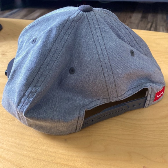Grey SnapBack Hat RVCA - Picture 2 of 2